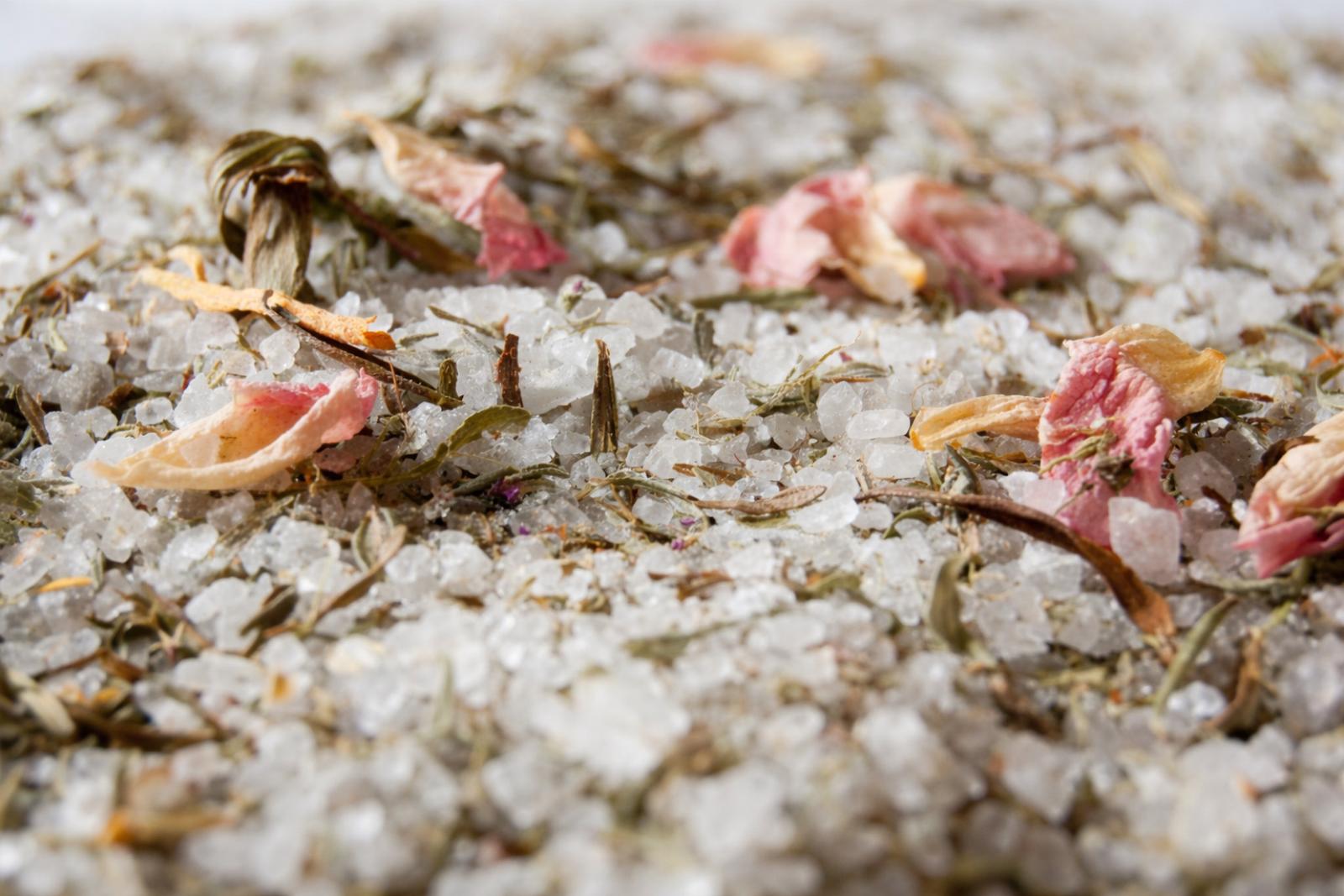 Blütensalz Gewürzmühle (80g)